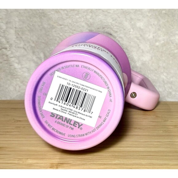 Stanley Valentine’s Day Powder Pink Heart 40oz H2.0 FlowState Quencher Tumbler - Picture 7 of 9